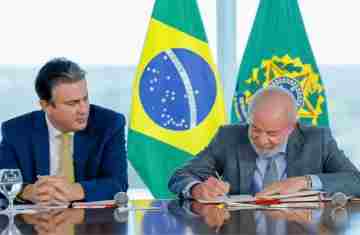  Decreto define medicina, direito e odonto como cursos presenciais 